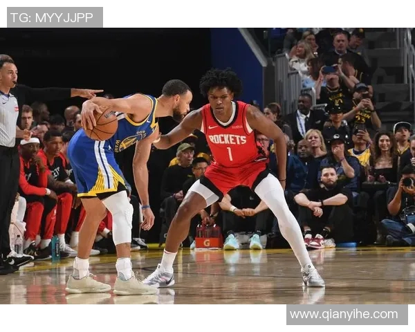 火箭对勇士精彩对决回顾今日比赛录像分析与亮点总结